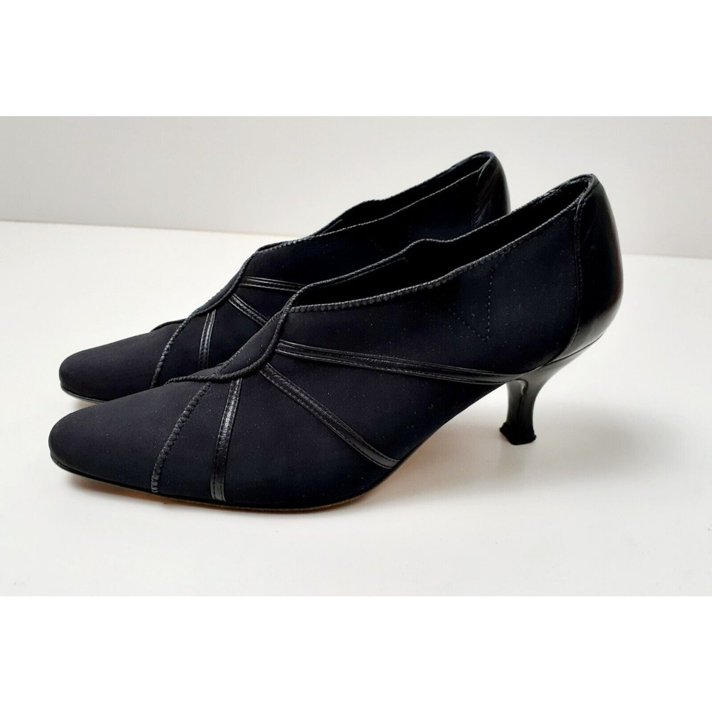 PREVATA-Italy-Black Leather & Soft Stretch Fabric Pump-2.5" Heel-Size 6B